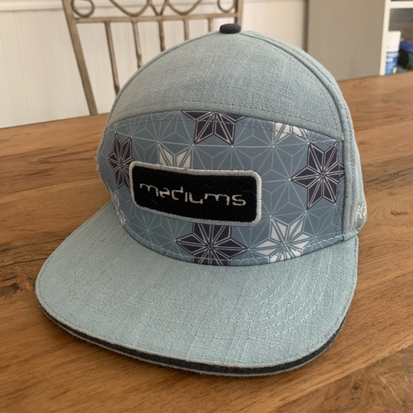 Mediums collective Hemp collection Hat - Picture 1 of 5